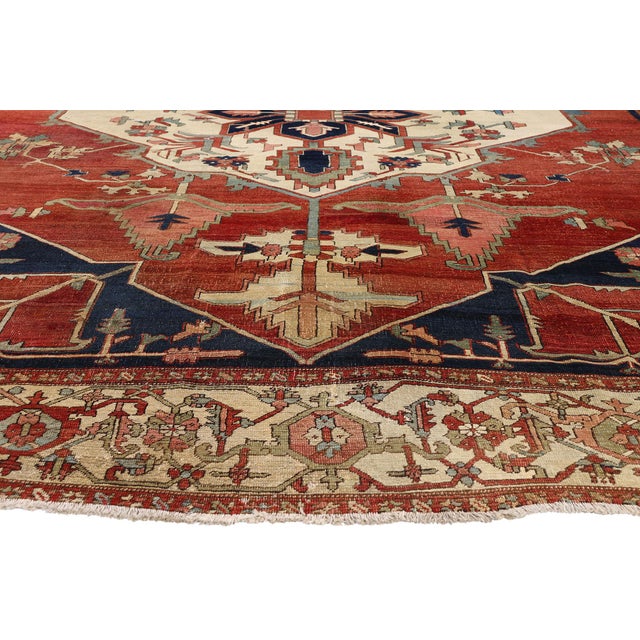 Late 19th Century Persian Serapi Rug, 09'07 X 13'00 For Sale - Image 4 of 10
