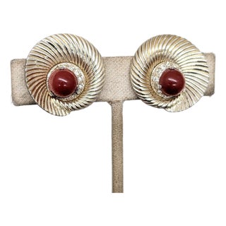 Vintage 1950s Signed Boucher Round Goldtone Faux-Carnelian Cabochon Clip Earrings-2 Pieces For Sale