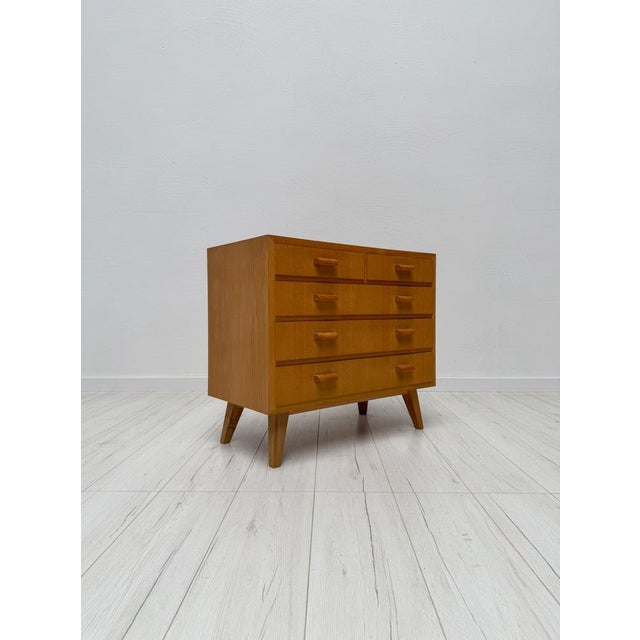 1960s Mid-Century Modern Oak Chest of Drawers, 1960s For Sale - Image 5 of 8