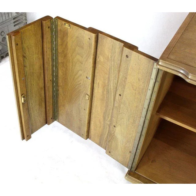 1960s 1960s Mid-Century Modern Horn Tone Cerused Finished Sideboard Credenza For Sale - Image 5 of 11