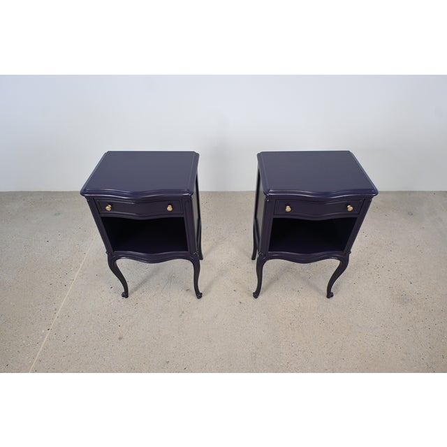 Drexel French Louis XV Style Dark Plum Nightstands, Pair | Newly Refinished For Sale In South Bend - Image 6 of 15