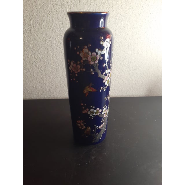 1940s 1940s Japanese Bijutsu Toki Handpainted Cherry Blosdom Cobalt Blue Vase For Sale - Image 5 of 7