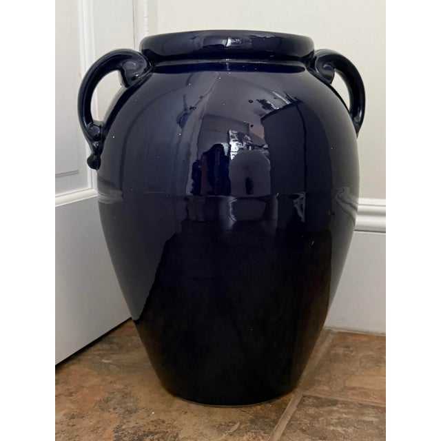 Mid-Century Modern Vintage Cobalt Blue Ceramic Floor Vase in the Style of Pottery Barn For Sale - Image 3 of 8