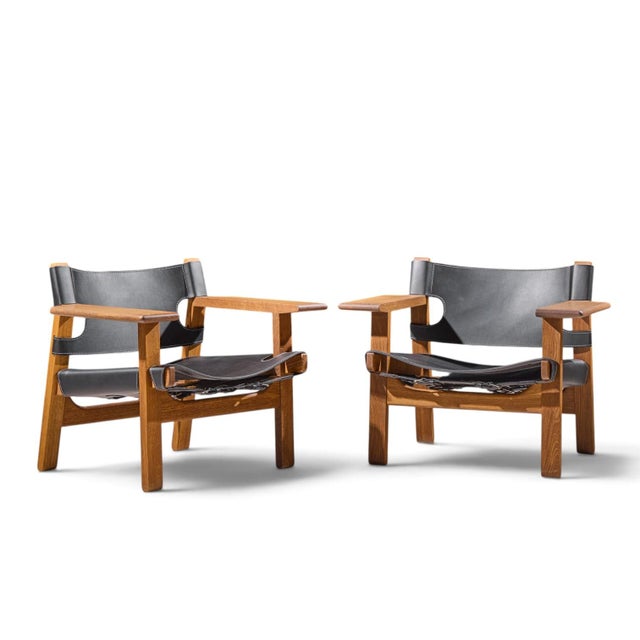 Børge Mogensen for Fredericia Mid Century Oak and Leather Spanish Chairs - Pair Each chair measures: 32.5 wide x 24 deep x...