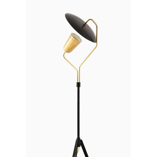 This very rare floor lamp, produced in sweden by an unknown designer, stands as a striking testament to the ingenuity and...