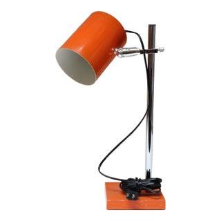 Mid-Century American Modern Adjustable Articulating Table Lamp in Chrome and Orange Metal For Sale