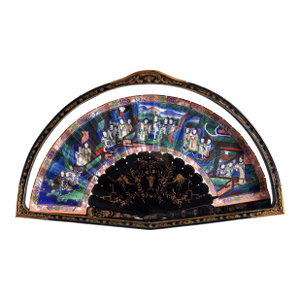 19th Century Chinese Export Gilt Lacquer Fan