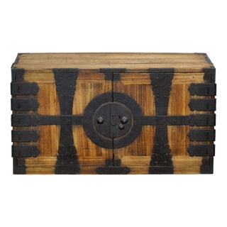 Japanese Choba Tansu Chest with Hand-Forged Iron Fittings, 1880 For Sale