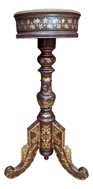 Late 19th Century Red Painted and Gilt Japonisme Plant Stand