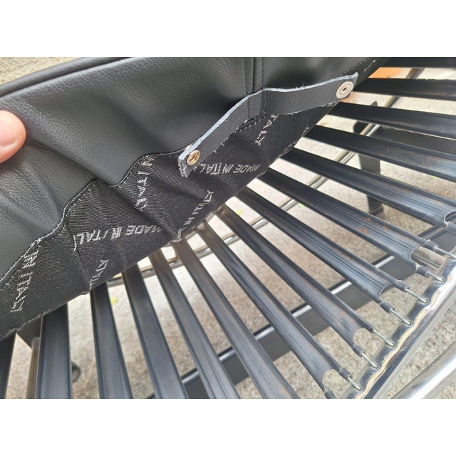 Metal Vintage LC4 Lounge Chair by Le Corbusier for Cassina, 1970s For Sale - Image 7 of 13