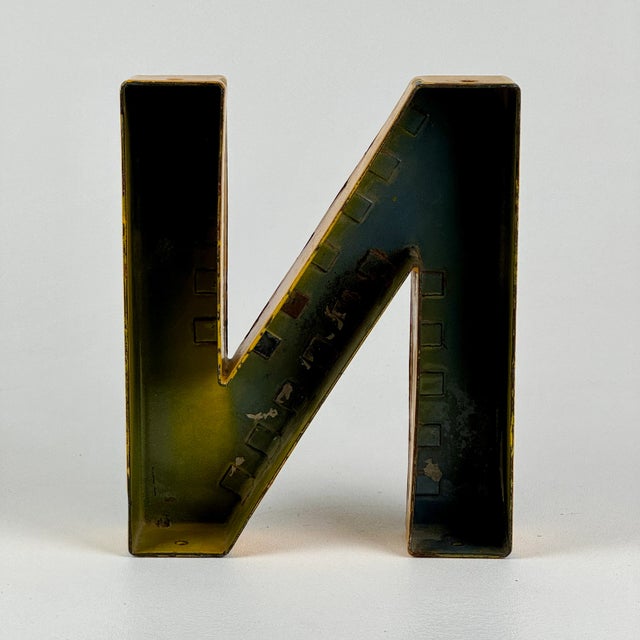 Mid 20th Century Vintage Metal Porcelain Enamel Letter 'N' Sign in Blue & Yellow For Sale - Image 5 of 7