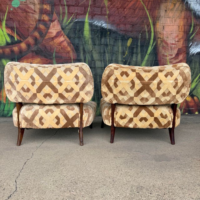 Pair of Gilbert Rohde slipper lounge chairs. Low, stylish and very comfortable. Original / vintage condition.