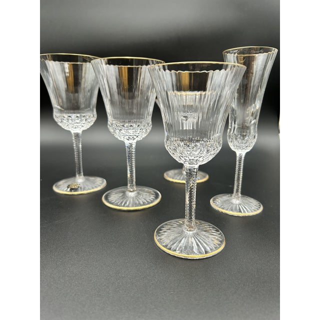 Pattern: “Saint-Louis Apollo Gold” - Mouth-blown, hand-cut crystal made in France with 24k gold trim. Quantity: 20 pieces...