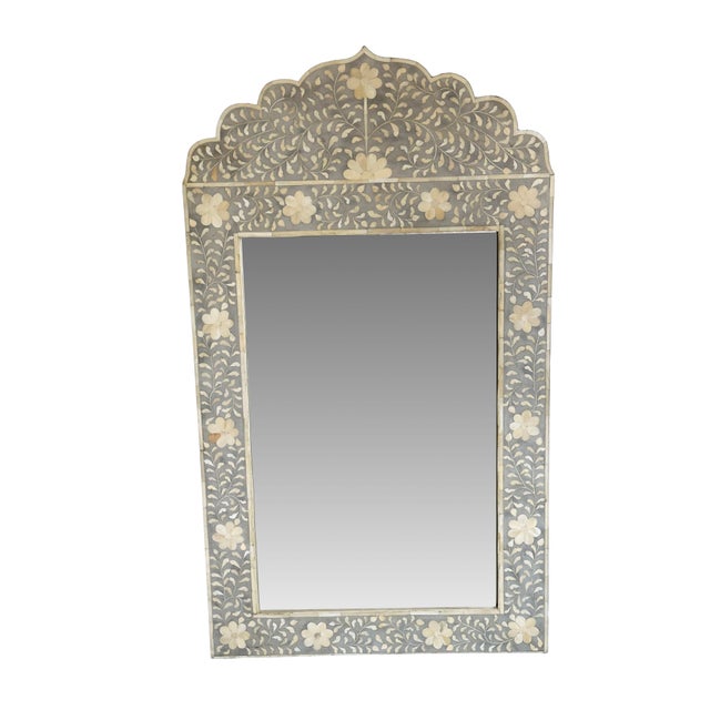 Shabby Chic Blue-Gray Floral Bone Inlay Mirror With Scalloped Arch – Indian Handcrafted Wall Mirror For Sale - Image 3 of 8