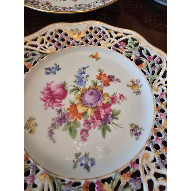 Antique White Pre Mid Century Vintage Perfect Set 12 Dresden Plates For Sale - Image 8 of 11