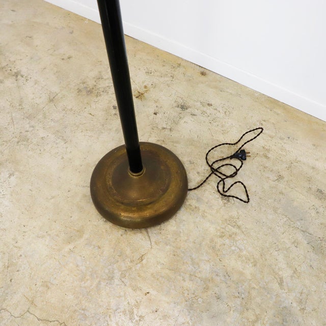 Art Deco Gold-Tone Metal Torchiere Floor Lamp, 1940 For Sale - Image 6 of 18