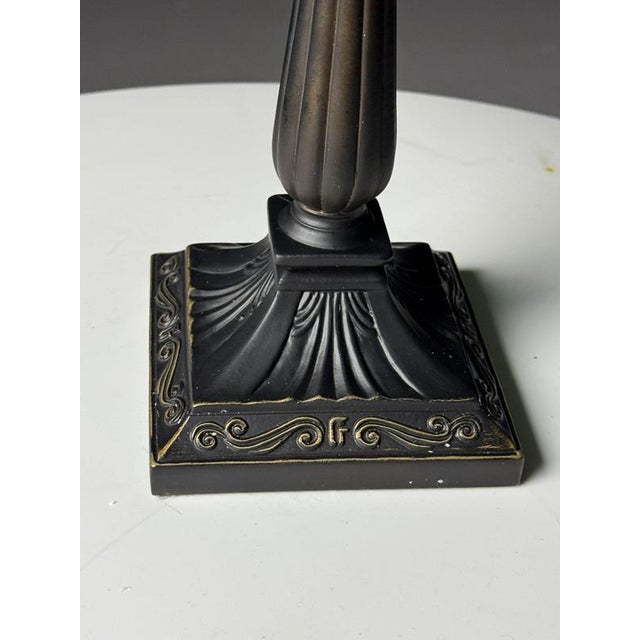 Green Table Lamp in the style of Tiffany For Sale - Image 6 of 15
