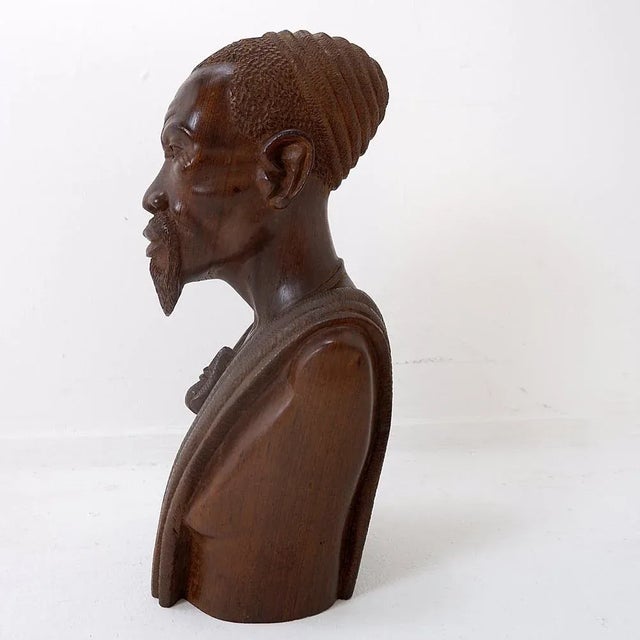 Congolese Bust in Wenge, Mid-20th Century For Sale - Image 4 of 14