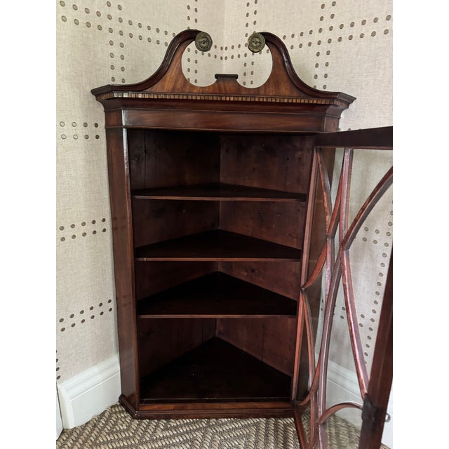 Georgian Mahogany Hanging Corner Cupboard With a Glass Front For Sale - Image 4 of 6