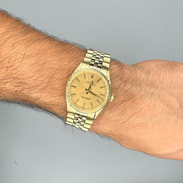 Rolex Oyster 1005 Champagne Dial Gold Vintage Watch For Sale - Image 11 of 11
