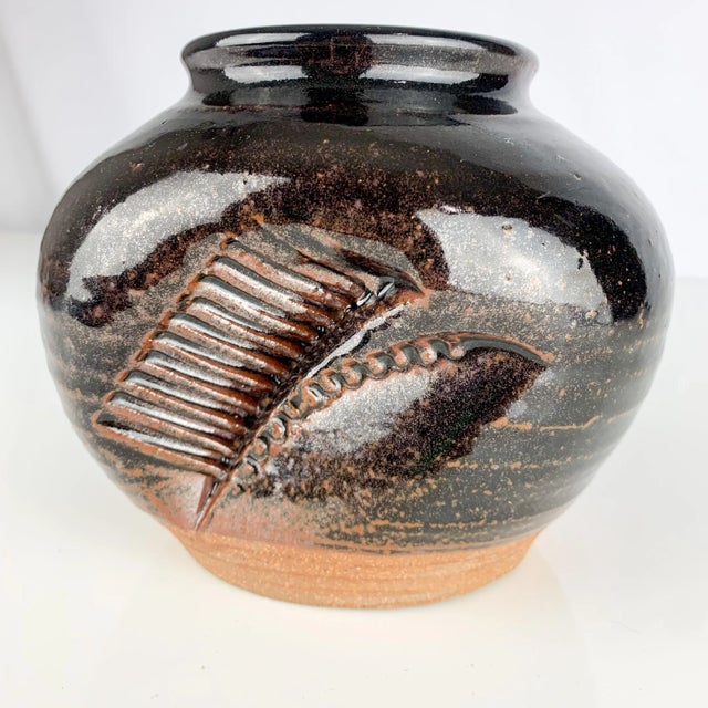 Vintage Studio Art Pottery Textured Vase Artist Signed Brown Mid Century Modern South Western For Sale - Image 4 of 12