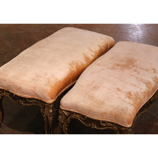 French Pair of 19th C. French Louis XV Painted Walnut Benches With Gold Leaf Accents For Sale - Image 3 of 8