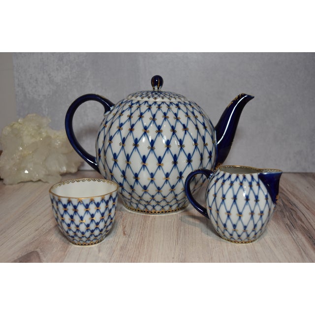 Cobalt Net 22k Gold Large Porcelain Teapot & Lid by Lomonosov For Sale - Image 13 of 13