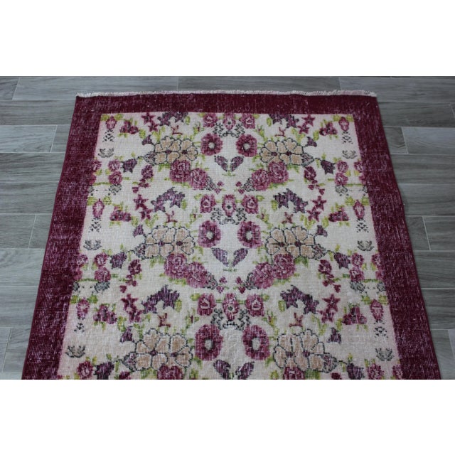 1970s 1970s Southwestern Style Floral Design Wool Wine Red Turkish Vintage Rug For Sale - Image 5 of 12