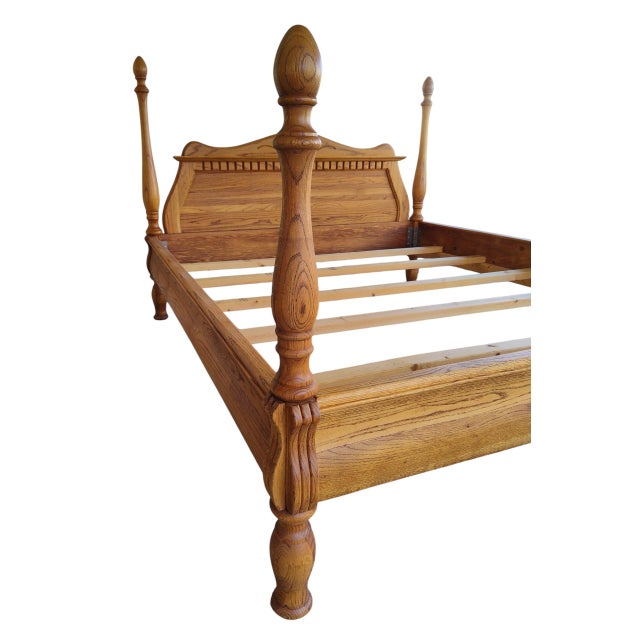 Vintage Oakwood Interiors Traditional Solid Oak Cannonball Four Poster Bed For Sale In San Diego - Image 6 of 14