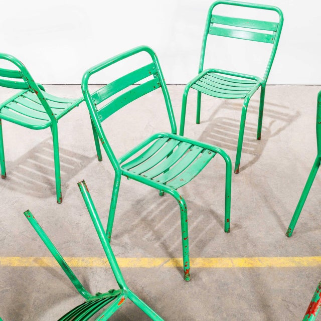 Vintage French Bright Green T2 Dining Chairs from Tolix, 1950s, Set of 6 For Sale - Image 6 of 9