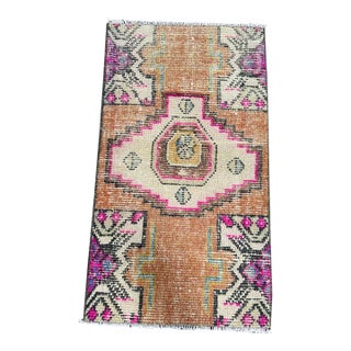 Turkish Yastik Rug 1'7" x 2'10" For Sale