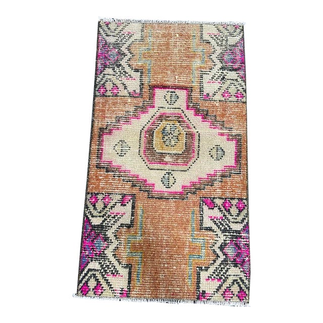 Turkish Yastik Rug 1'7" x 2'10" For Sale