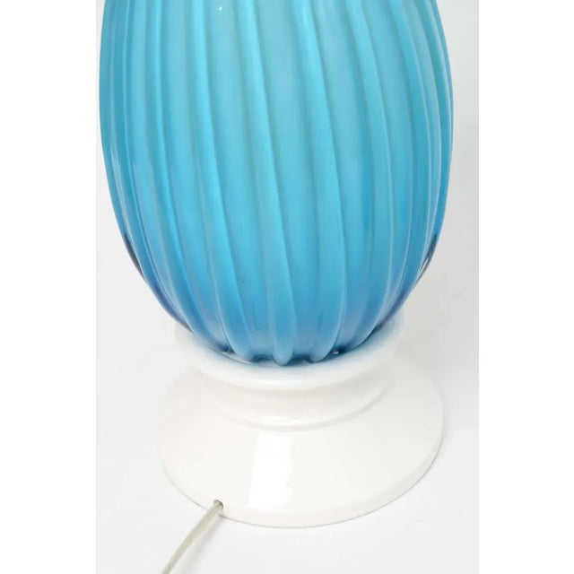 1950s Vintage Murano Marbro Lamp Co. Turquoise Caribbean Sky Blue Ribbed Glass, Nickel Silver and Wood Lamps Pair Of For Sale - Image 5 of 10