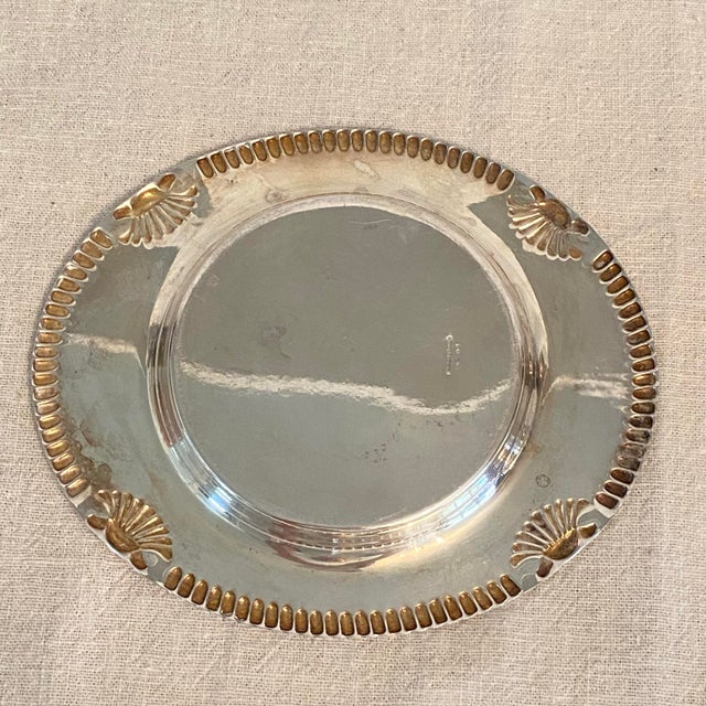 Victorian Vintage English Silver-Plated Dome Lid Butter or Caviar Dish With Glass Insert and Knife For Sale - Image 3 of 12