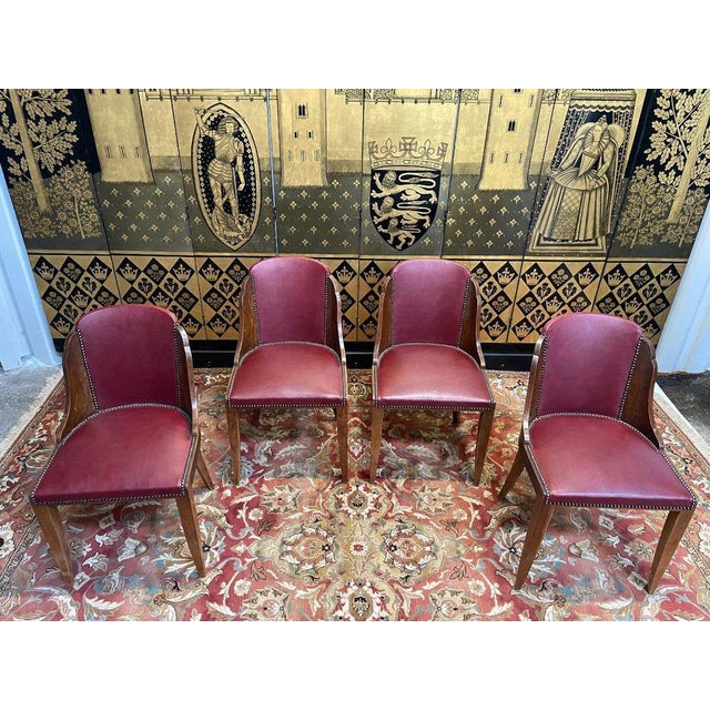 Period: 20th century Style: Art Deco Condition: Good condition Material: Solid wood Width: 47Height: 80Depth: 42 "Suite Of...