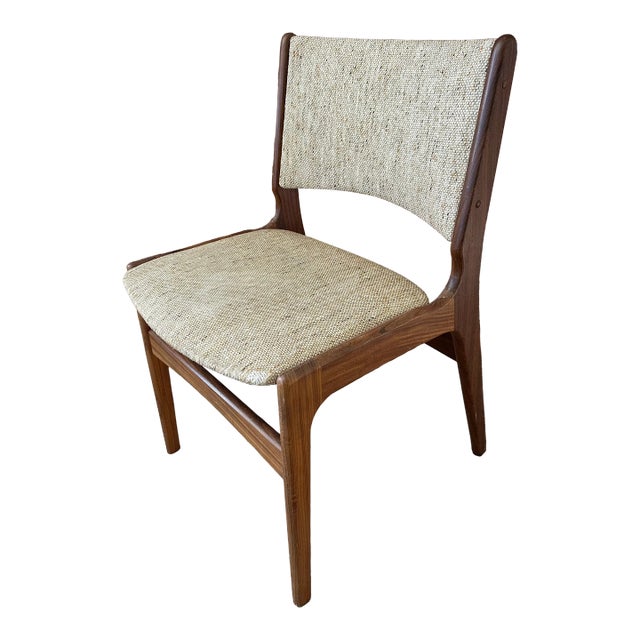 1960s Mid-Century Modern Danish Modern Side Chair For Sale