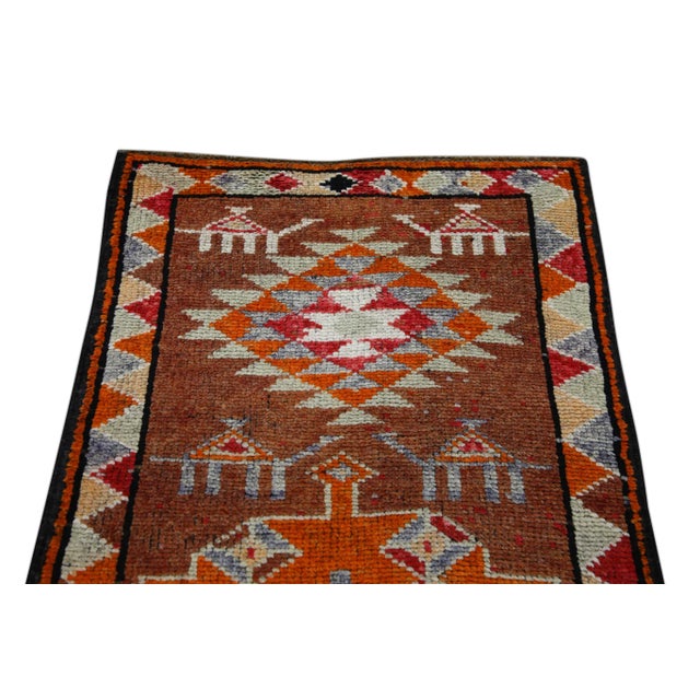 1960s Orange Geometric Design Handwoven Wool Vintage Turkish Runner 2'10" X 11'6" For Sale - Image 4 of 6