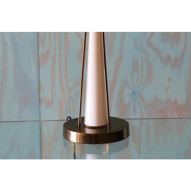 Paul McCobb 1960s Brass and Enamel Table Lamp After Excelsior Paul McCobb Mid Century For Sale - Image 4 of 11