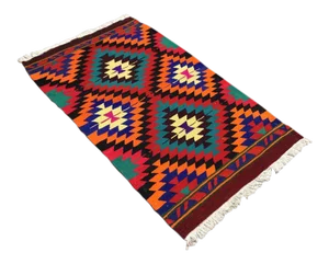 Vintage Turkish Kilim Rug - 35" X 58"