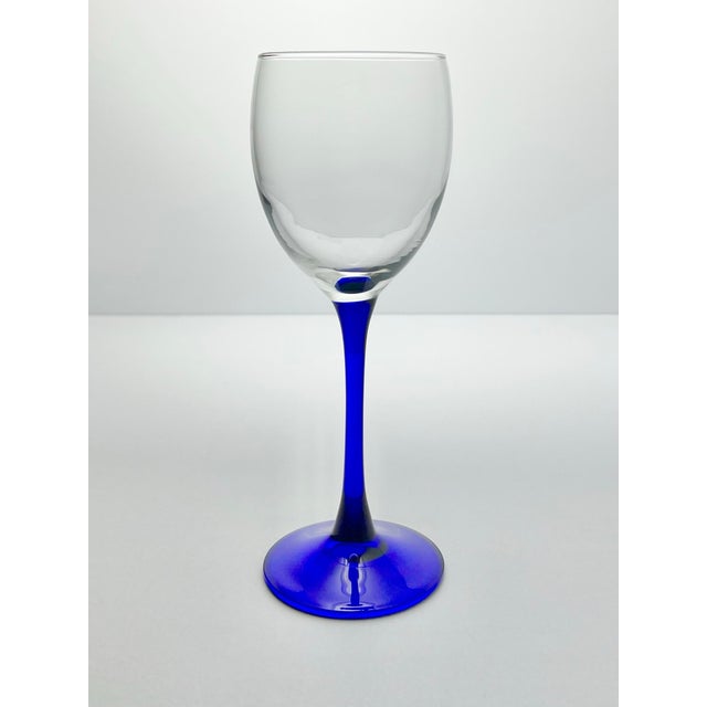 Contemporary Cristal D’Arques “Neptune” Set of 4 Claret Wine Glasses For Sale - Image 3 of 4