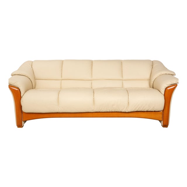 Oslo 4-Seater Sofa in Cream Leather from Stressless For Sale