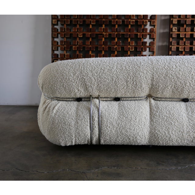 Metal Late 20th Century Afra & Tobia Scarpa Soriana Sofa for Cassina in Bouclé For Sale - Image 7 of 13