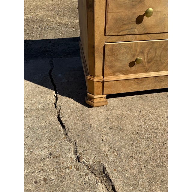 19th Century Louis Philippe Burl Walnut Bleached Marble Top Chest of Drawer / Commodes For Sale - Image 10 of 12