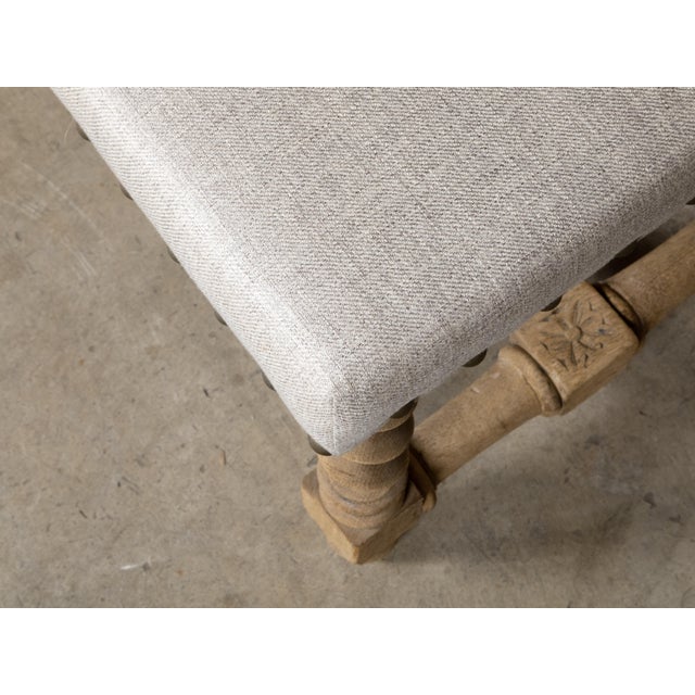 English 1900s Bleached Wood Bench with Barley Twist Base and Custom Upholstery For Sale - Image 4 of 12