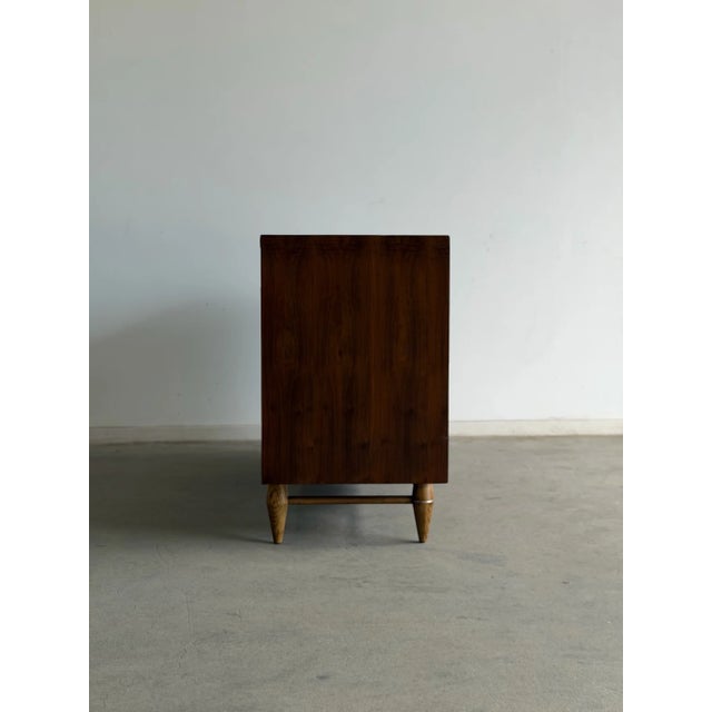 1960s Broyhill Premier Walnut Mid Century Dresser Twelve Drawer Central Doors Credenza For Sale - Image 9 of 18