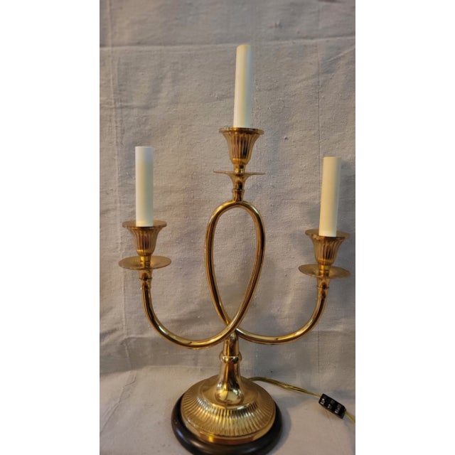 Late 20th Century Frederick Cooper Chicago Solid Brass Table Lamp | Vintage Traditional Estate Style | Ralph Lauren Inspired For Sale - Image 5 of 8