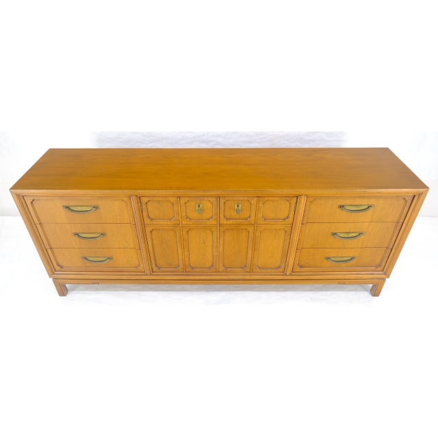 Mid Century 80” Long 9 Drawers Dresser Credenza Two Drawer Compartment MINT For Sale - Image 13 of 17