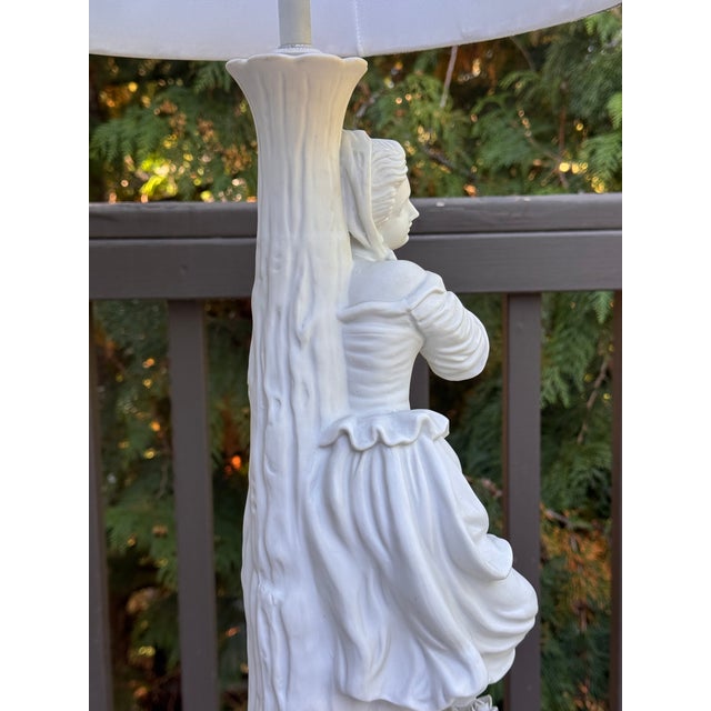 1960s Mid-Century White Porcelain Lamp Attributed to Capodimonte For Sale - Image 13 of 18