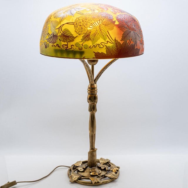 Glass Bronze and Floral Glass Table Lamp from Daum, France, 1900s For Sale - Image 7 of 15