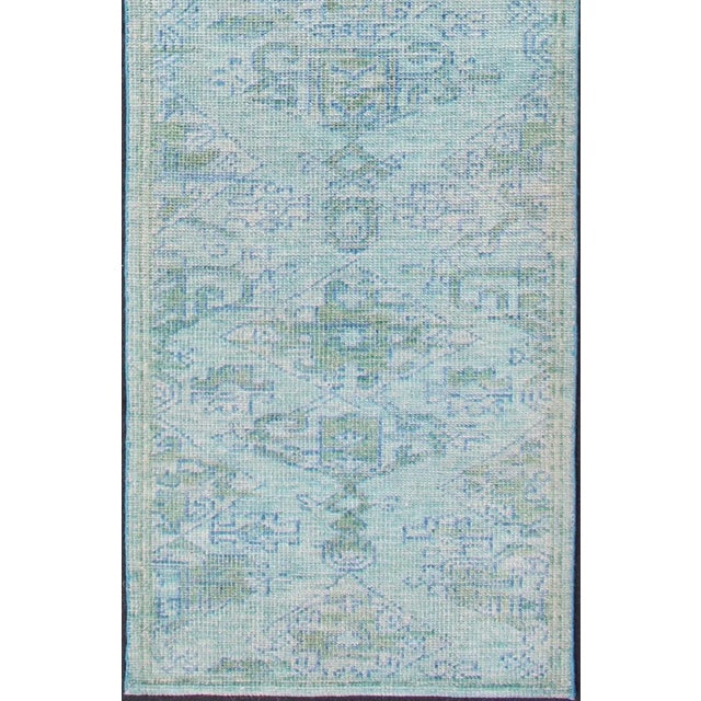 Modern Hand-Knotted Oushak Runner in Wool With All-Over Medallion Design For Sale - Image 4 of 12